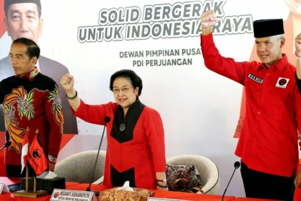 Hasil Survei Terbaru SMRC Elektabilitas Ganjar Melejit Usai Diusung PDIP